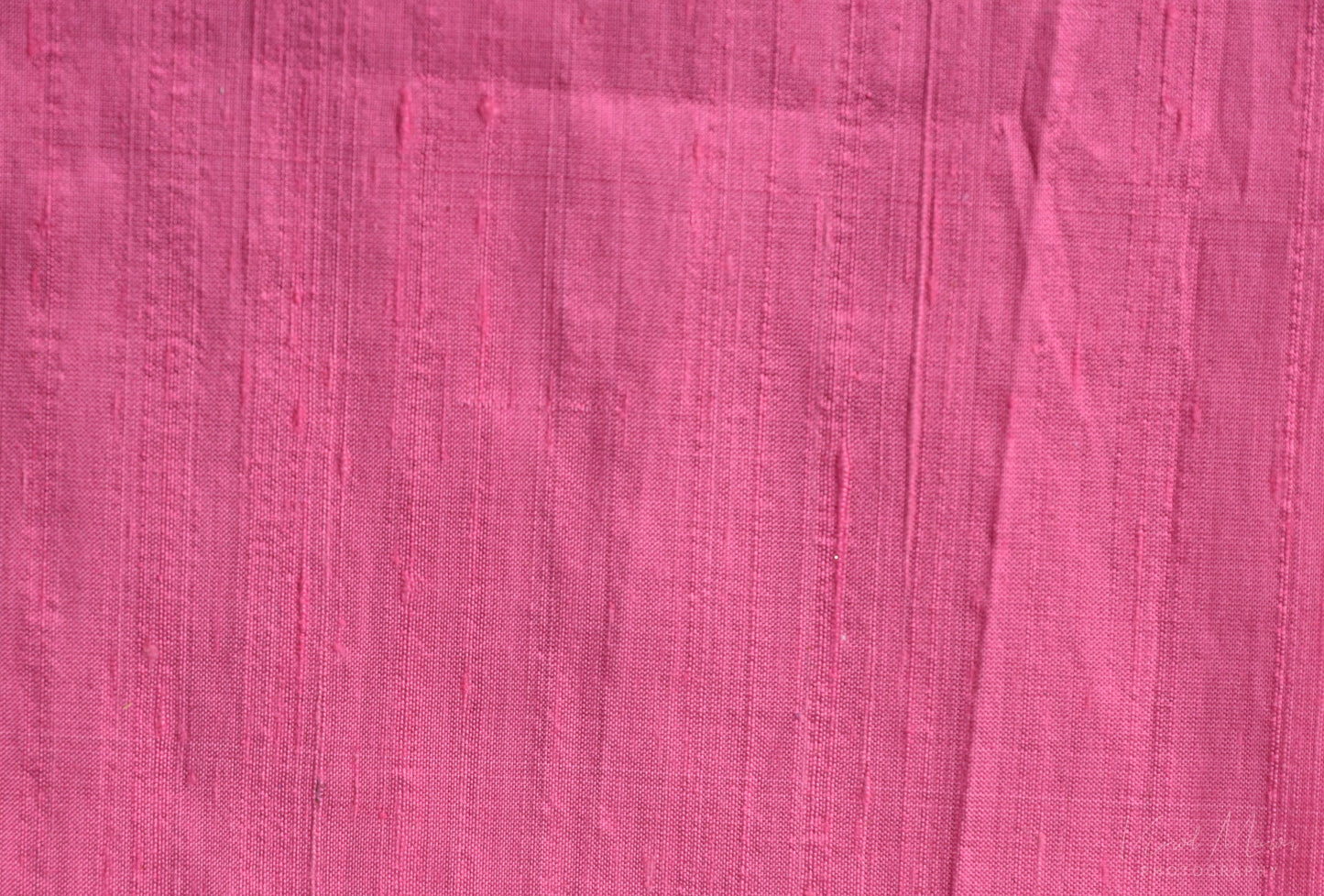 SHOCKING PINK